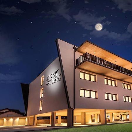 Zeit Und Raum Hotel - Self Check-In Eggelsberg 외부 사진