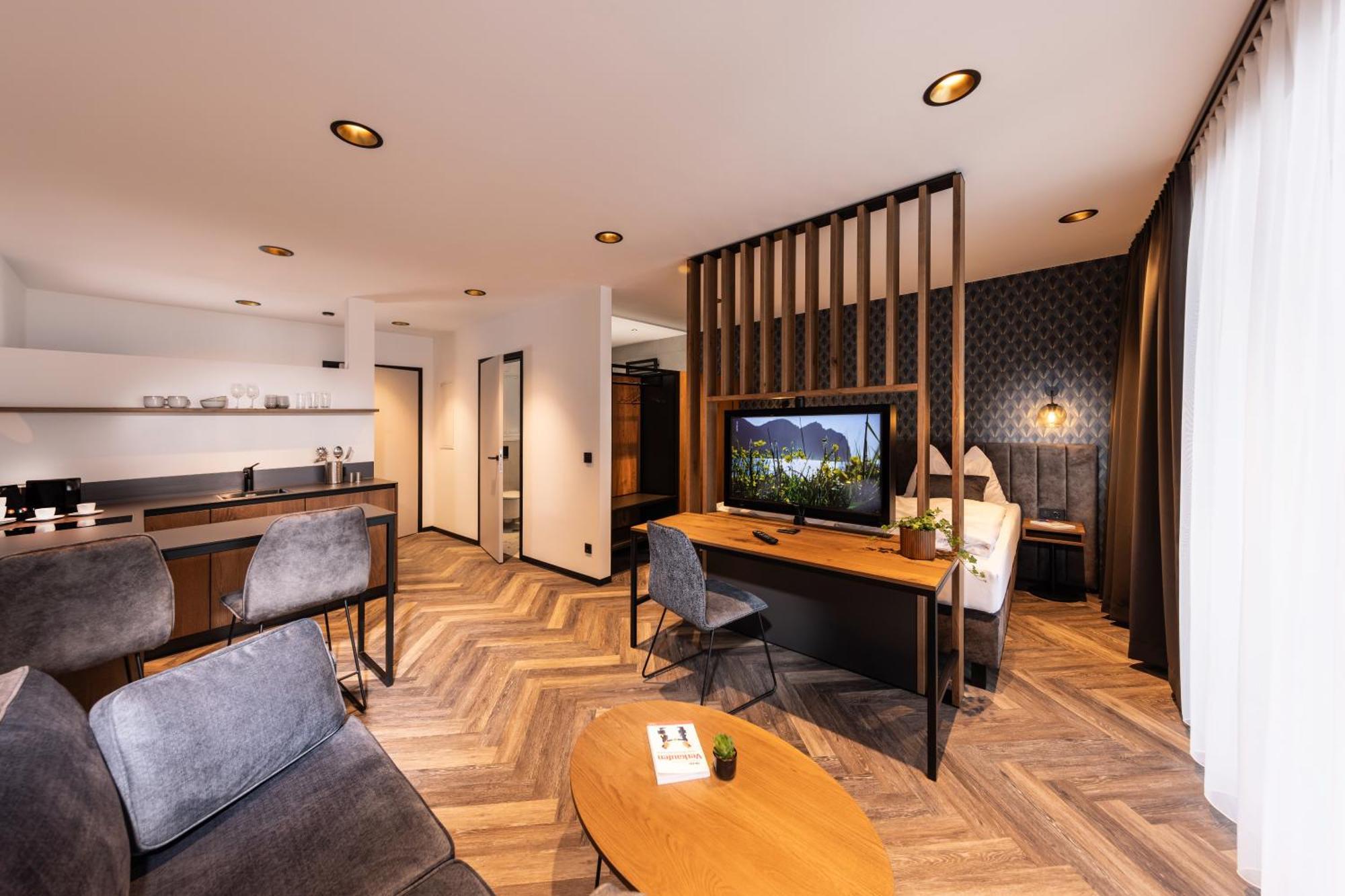 Zeit Und Raum Hotel - Self Check-In Eggelsberg 외부 사진